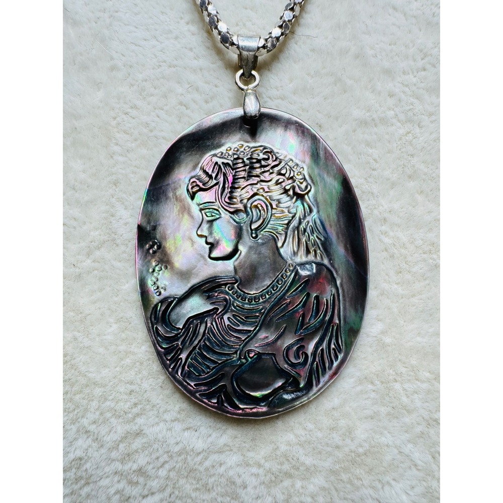 Vintage Sterling Silver Black Mother of Pearl Cameo Necklace 30" Italy Chain 925